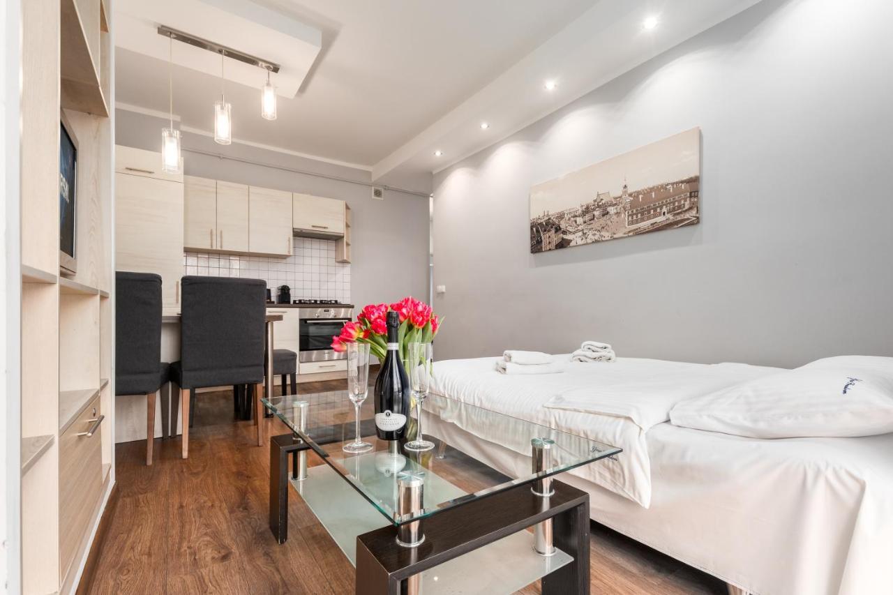 Apartament Chmielna By Your Freedom ワルシャワ エクステリア 写真